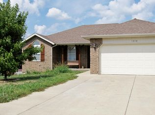 1310 S 19th Ave, Ozark, MO 65721