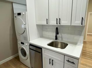 561A E 6th St #A, Boston, MA 02127