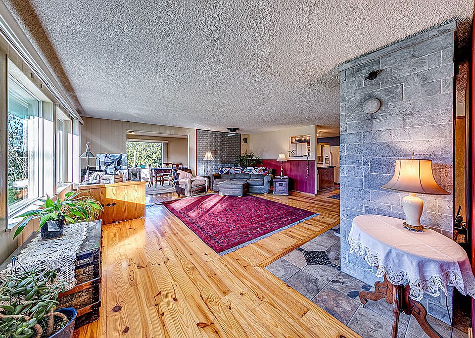 Living Room from front door