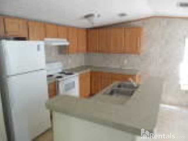 2nd image of 705 River Point Dr
