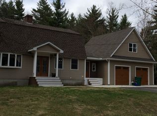 126 School St, Granby, MA 01033