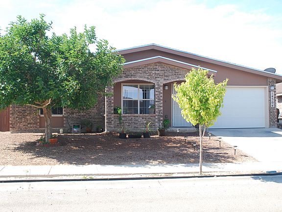 2nd image of 14304 Desierto Bueno Ave