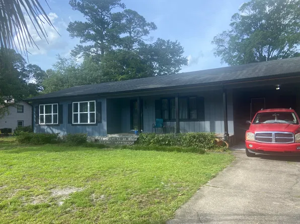 5205 Converse Dr, Conway, SC 29526