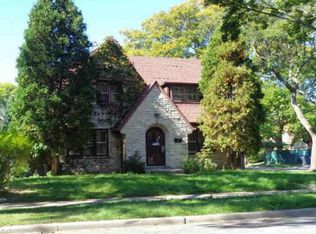 3291 N 47th St, Milwaukee, WI 53216