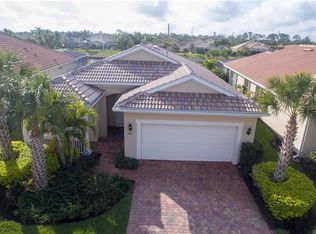 8472 Benelli Ct, Naples, FL 34114