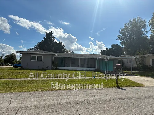 1699 Weybridge St Photo 1