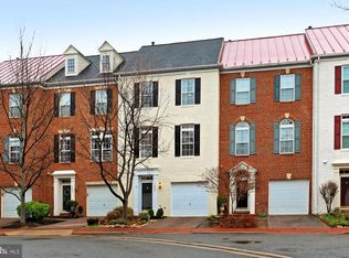 5028 Grimm Dr, Alexandria, VA 22304
