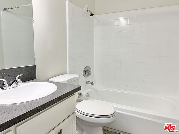 4th image of 8145 Langdon Ave #216A