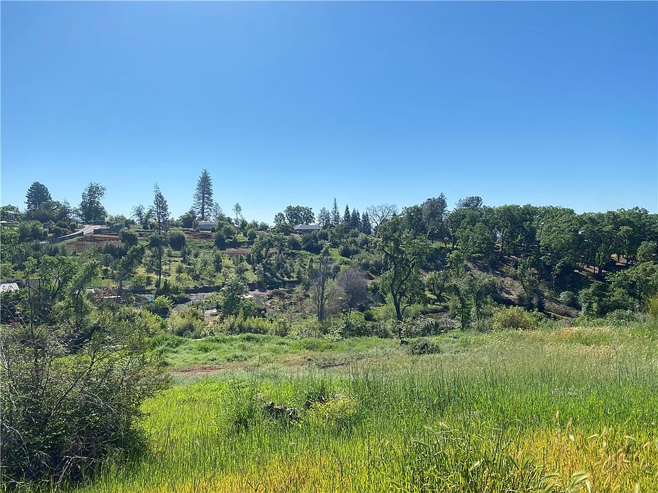 2nd image of 619 Circlewood Dr #33