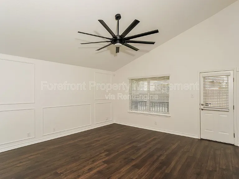 14251 Geyserite Ave — Photo 6