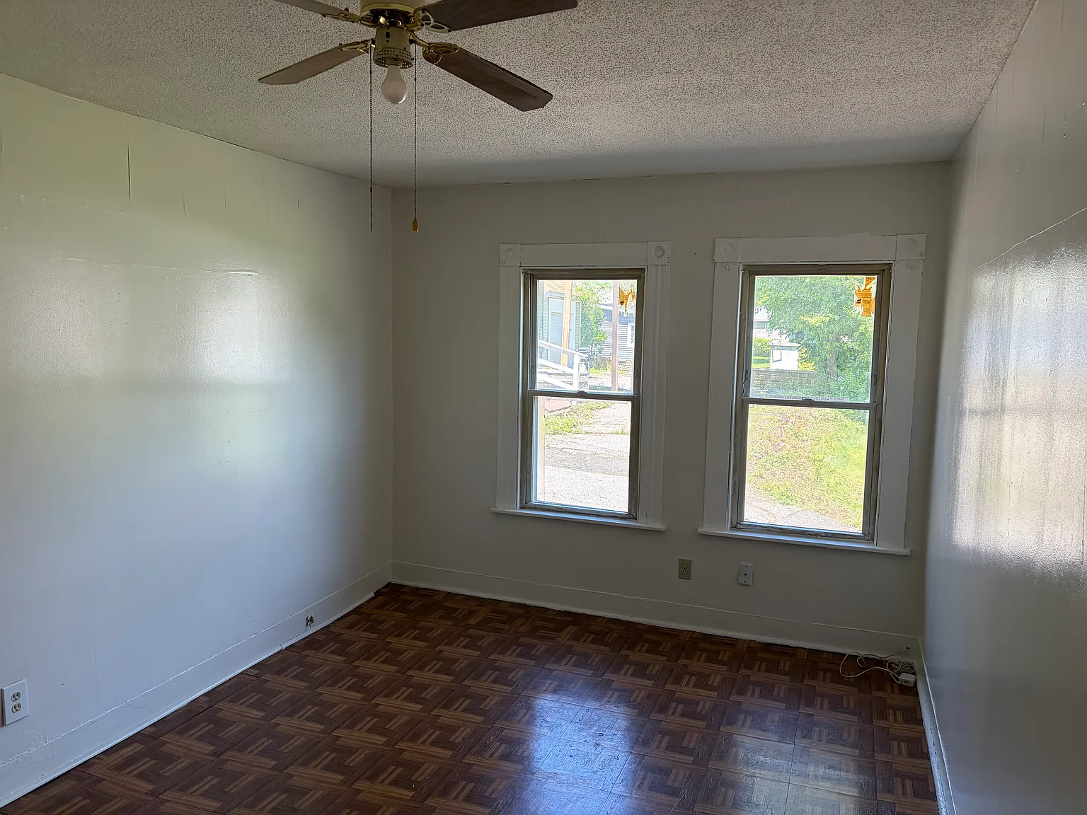 Greenwood St, Naugatuck — Photo 1