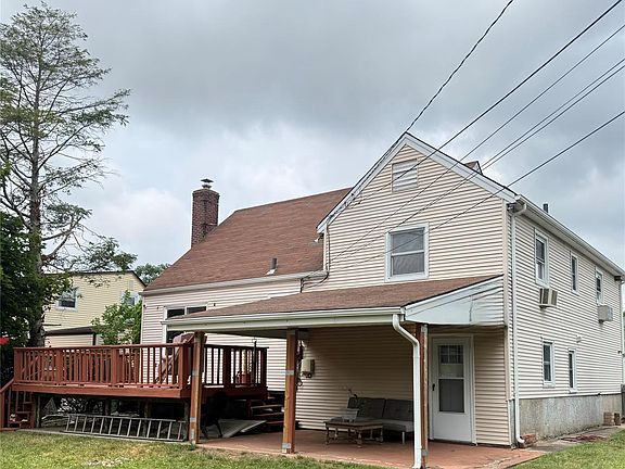 2nd image of 6 Gateway St