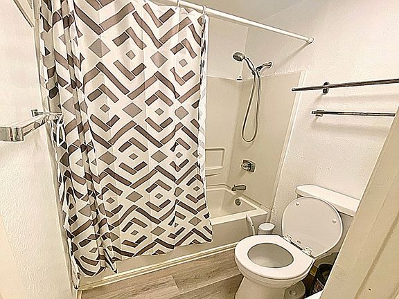4th image of 8889 Caminito Plaza Centro #7434