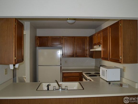 5th image of 650 N Gooseberry Ct