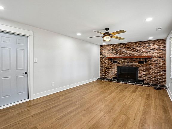 4th image of 181 Tyler Rd