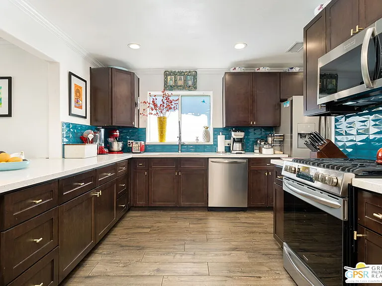 1861 S Palm Canyon Dr — Photo 16