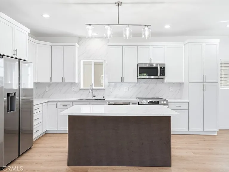 21005 Longworth Ave — Photo 4