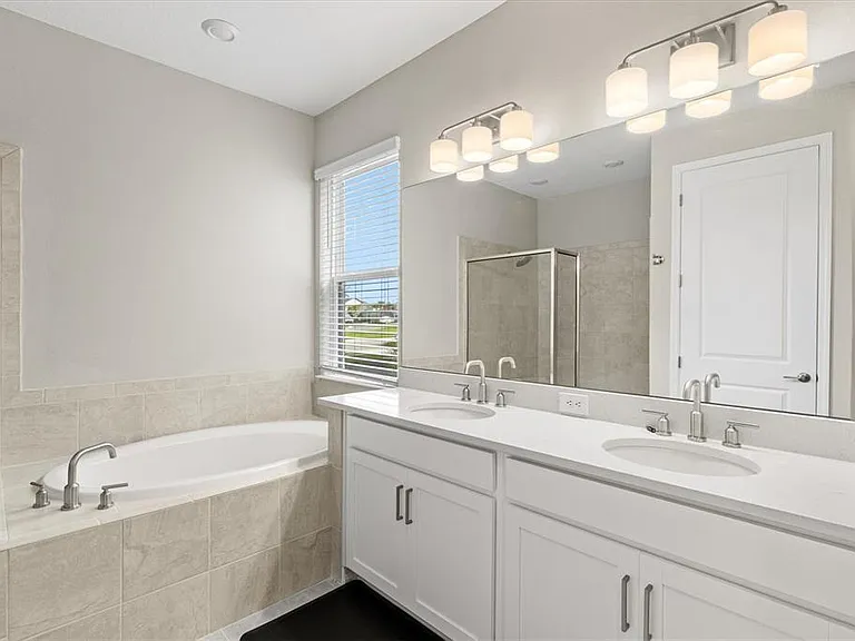 9312 Tequila Sunrise Dr — Photo 25