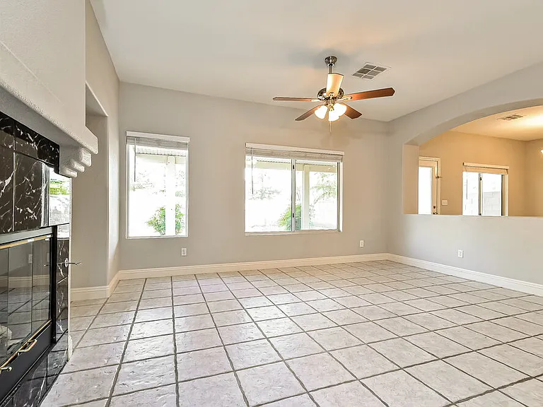 5044 Drifting Creek Ave — Photo 5