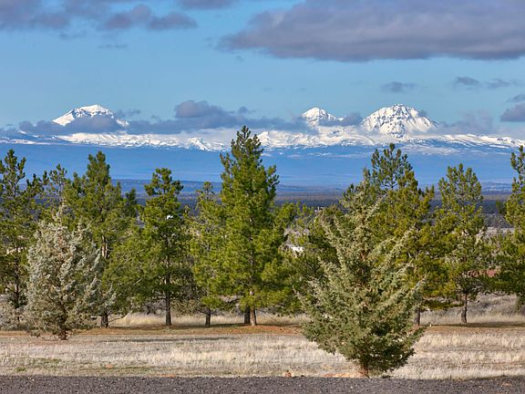 2nd image of 11301 SW Robinson Ln