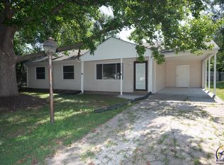 3604 SW Mayo Ave, Topeka, KS 66611