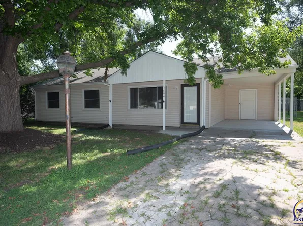 3604 SW Mayo Ave, Topeka, KS 66611