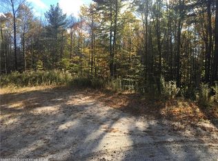 45 Spencer Dr, Auburn, ME 04210