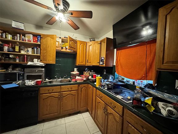 5th image of 510 NE 58th Court