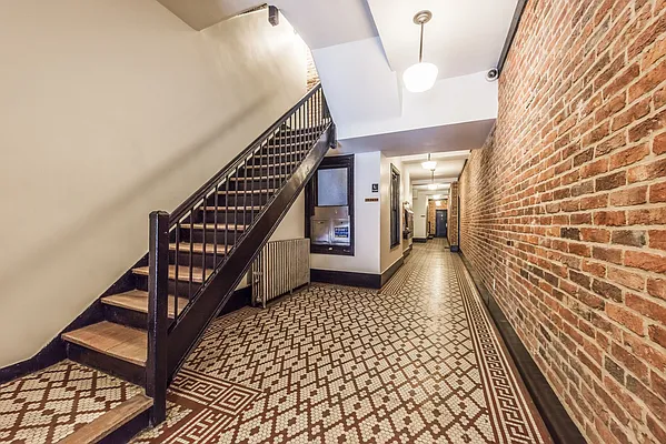 Rented by Trion Real Estate Management | media 31