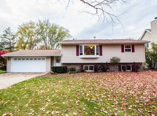 712 Park Dr, Horicon, WI 53032