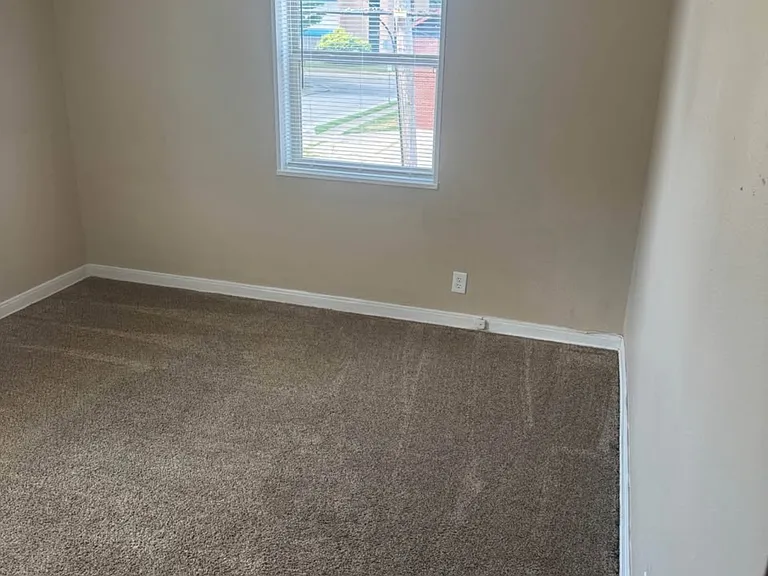 101 W Canedy St #25 — Photo 6