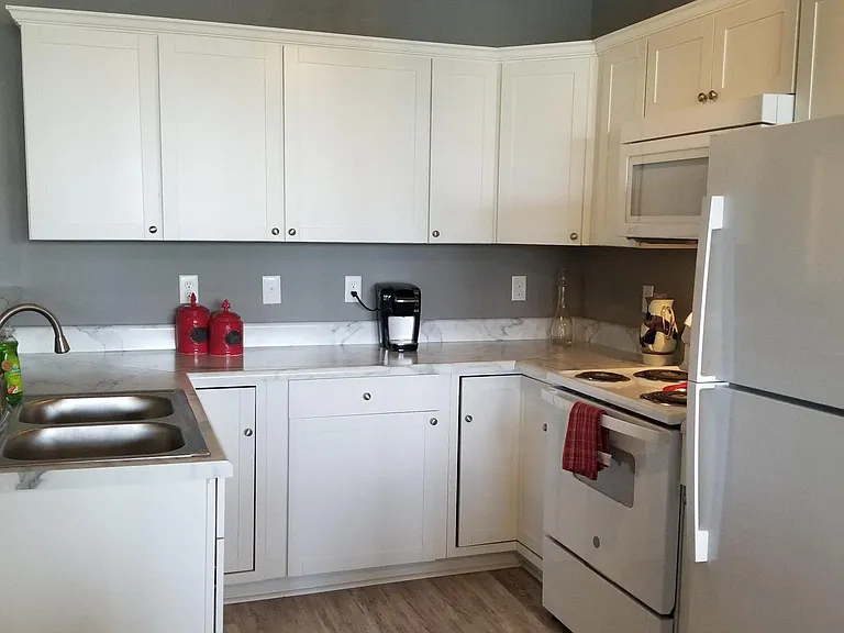 1313 Waters Edge Dr #A — Photo 4