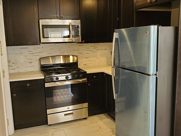 2nd image of 2502 John F Kennedy Blvd #301