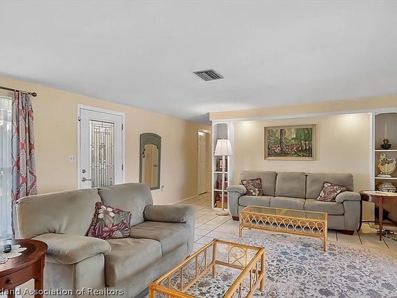 2nd image of 108 Sunfish Ln