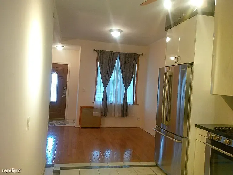 2490 E 21st St #2 — Photo 6