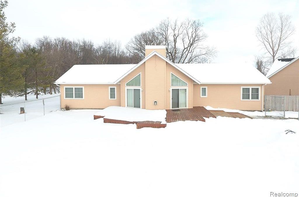 5726 N Van Dyke Rd, Brown City, MI 48416 Zillow