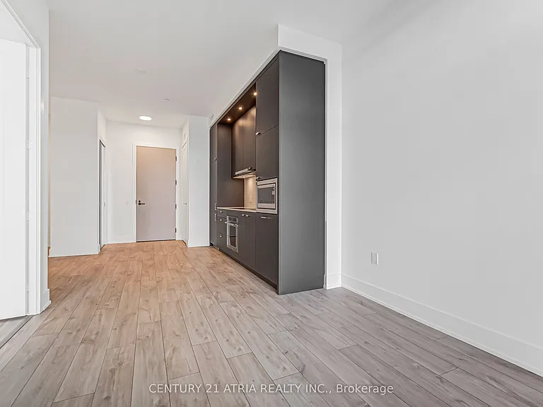 858 Dupont St #207 — Photo 20