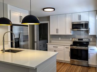 11 Kermit St, Norwalk, CT 06851