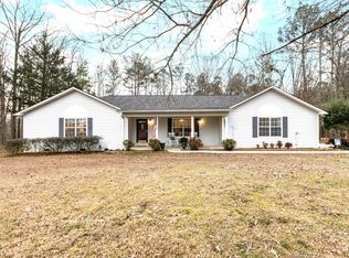 1746 Rainbow Cir, Dalton, GA 30721