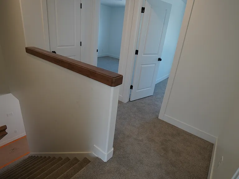 331 N Liberty Ave — Photo 8