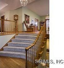 2nd image of 408 Alderwood Ct