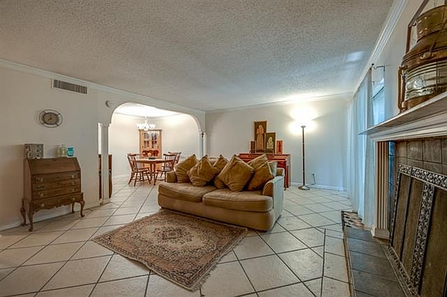 1st image of 7705 Meadow Park Dr APT 106