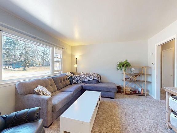 2nd image of 3013 Kellogg Ave