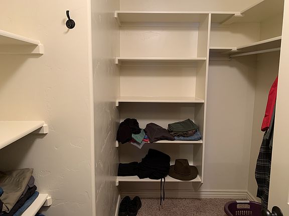 5th image of 718 Valley Centre Dr #12