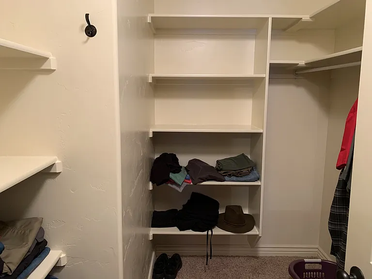 718 Valley Centre Dr #12 — Photo 5