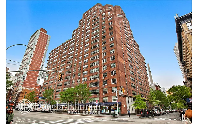 Sold by Douglas Elliman | media 6