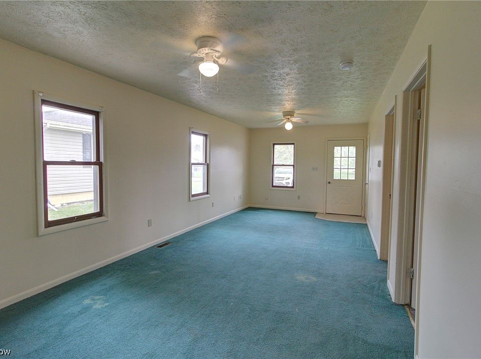 2017 Carr St Sandusky, OH, 44870 Apartments for Rent Zillow