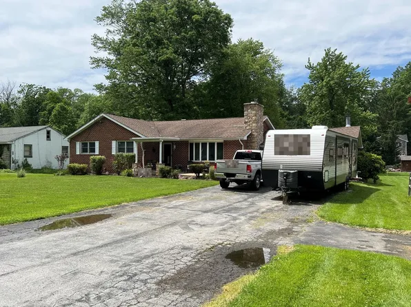 3435 Garnet Mine Rd, Garnet Valley, PA 19060