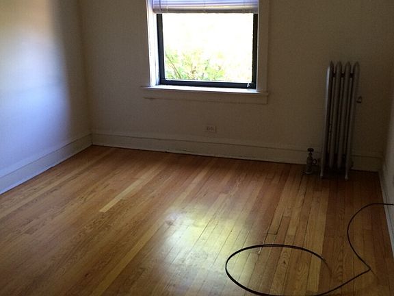 3rd image of 4855 N Seeley Ave #20173