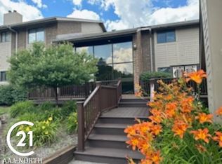 11767 Sycamore Dr #22/5, Plymouth, MI 48170